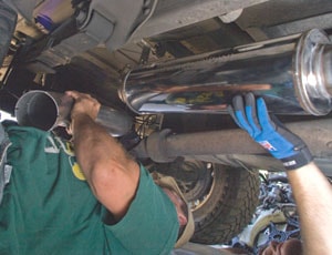 Everything Auto: Upgrading an Exhaust System - Extreme How To